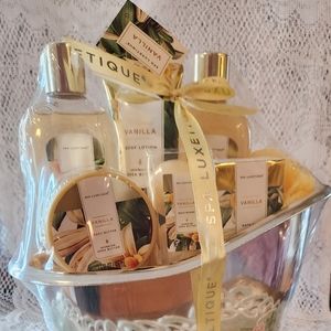Spa Vanilla Gift Basket